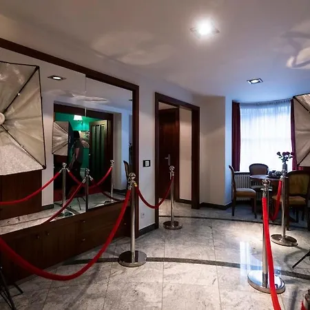 Private Hostel Casino Royal Prague Exterior photo