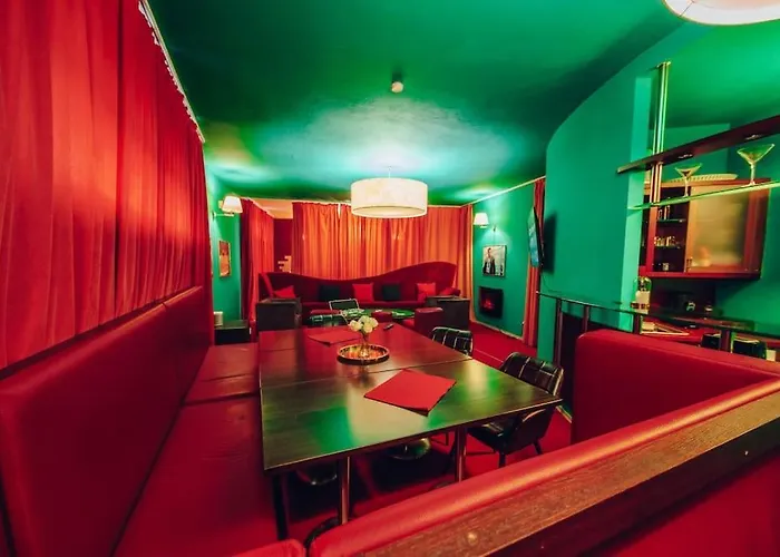 Private Hostel Casino Royal