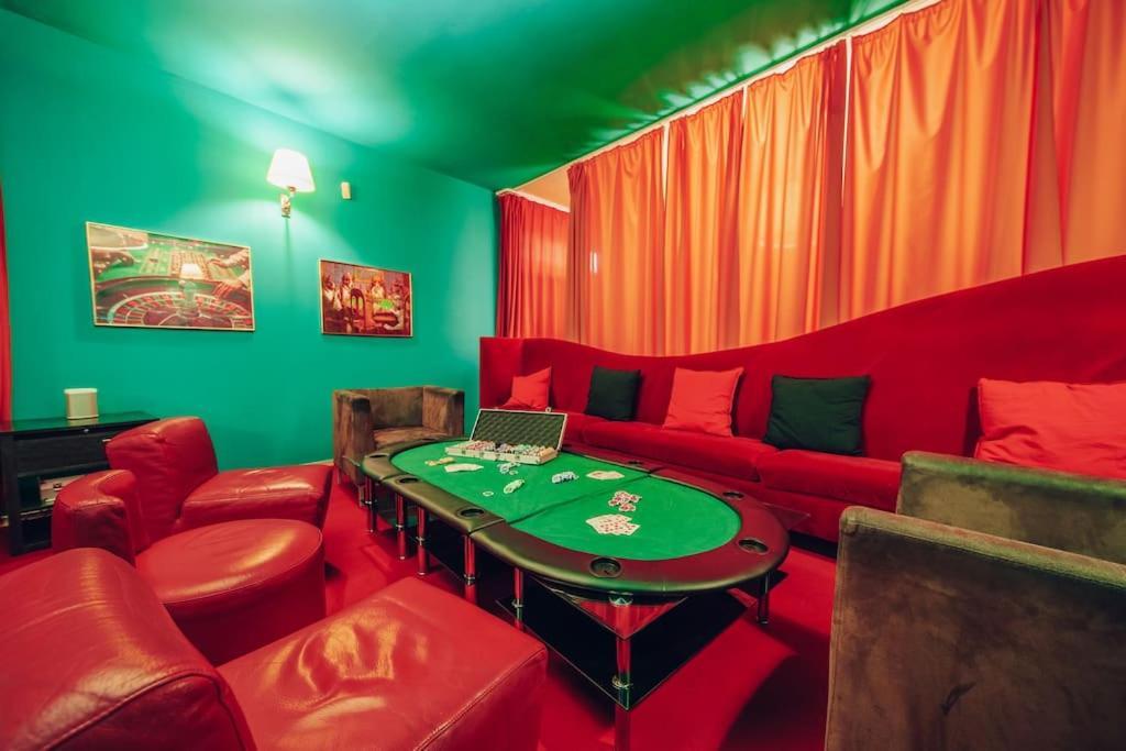 Private Casino Royal * Praga
