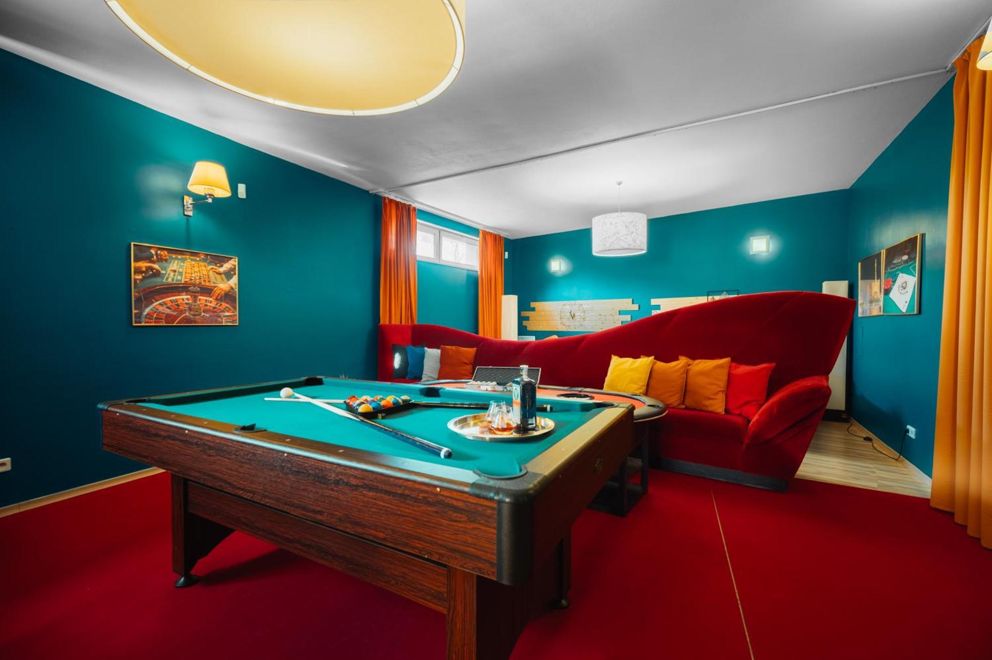 Private Casino Royal * Praga